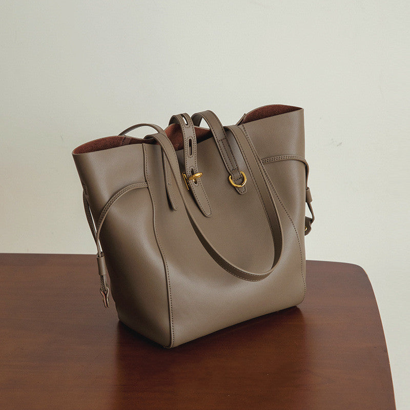 Large Capacity Leather Messenger Bag