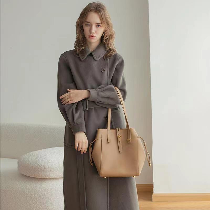 Large Capacity Leather Messenger Bag