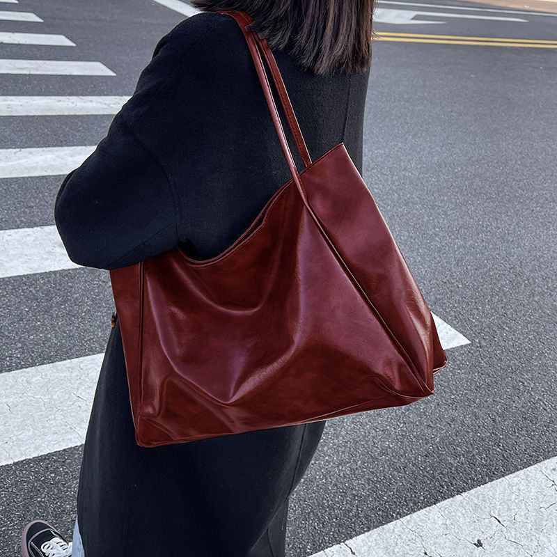 Retro Leather Shoulder Bag