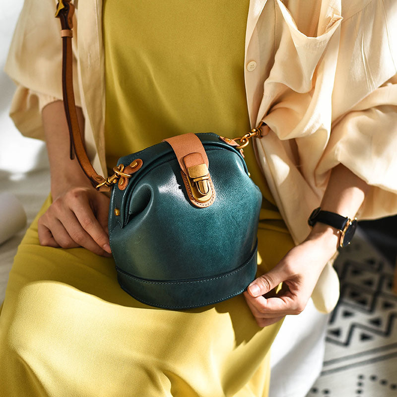 Retro Leather Bucket Bag