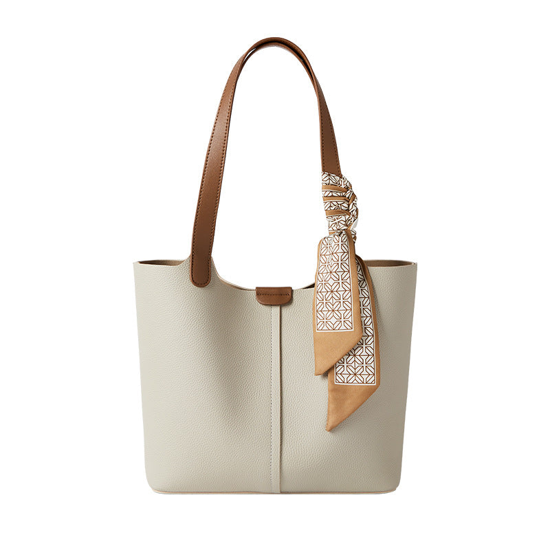 Commuter Leather Shoulder Bag