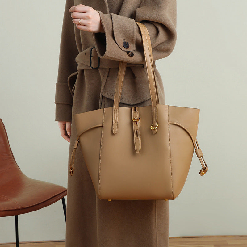 Retro Leather Shoulder Bag